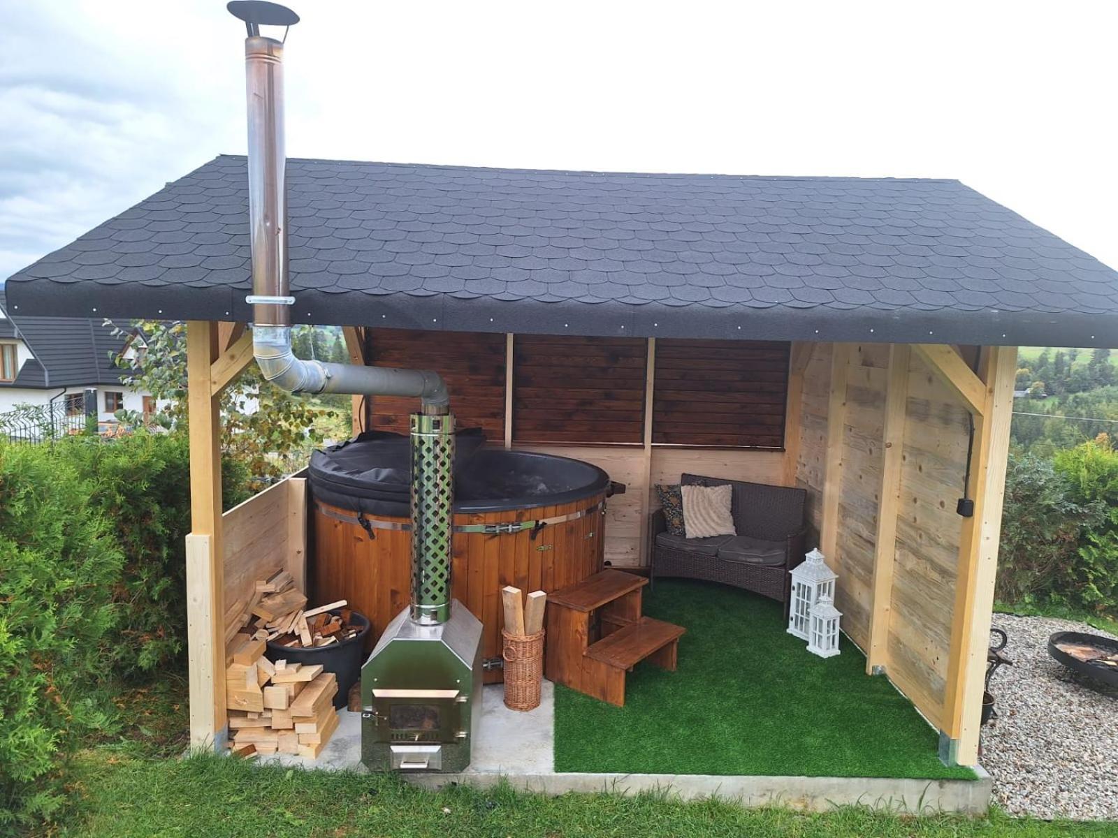Domek Z Jacuzzi Tatrzanskie Serce Czerwienne Exterior photo